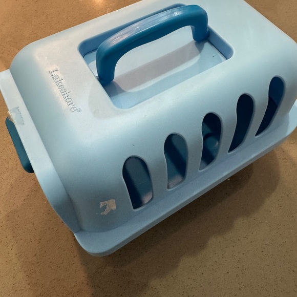 Blue Pet Carrier Lakeshore The Pet Vet - Picture 4 of 4
